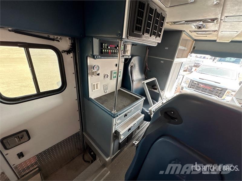 GMC 4500 4x2 Ambulance Ambulanse