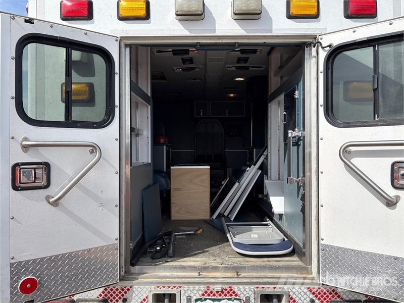 GMC 4500 4x2 Ambulance Ambulanse