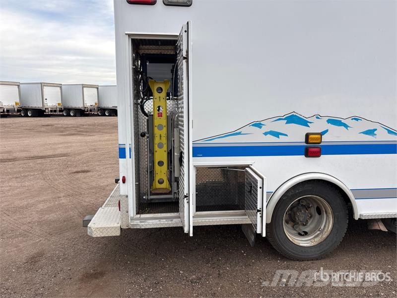 GMC 4500 4x2 Ambulance Ambulanslar
