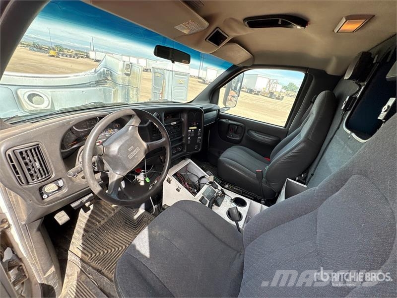 GMC 4500 4x2 Ambulance Ambulanse