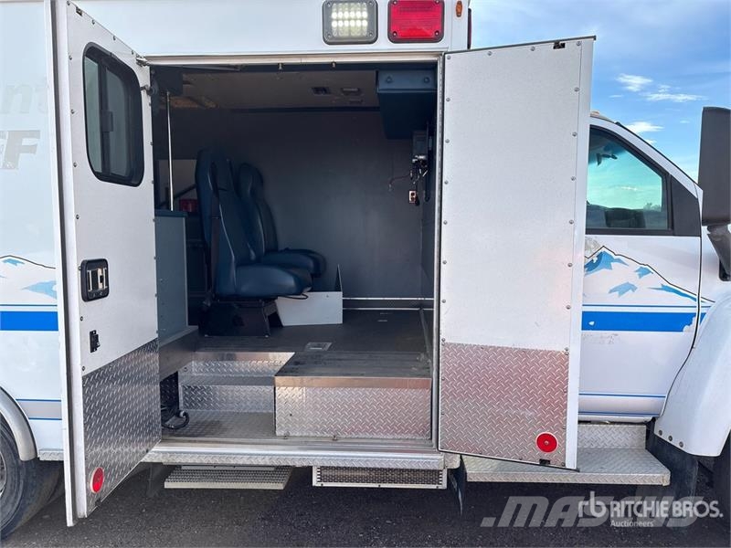 GMC 4500 4x2 Ambulance Ambulanse