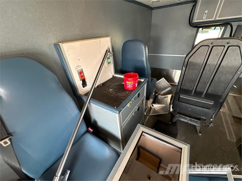GMC 4500 4x2 Ambulance Ambulanse