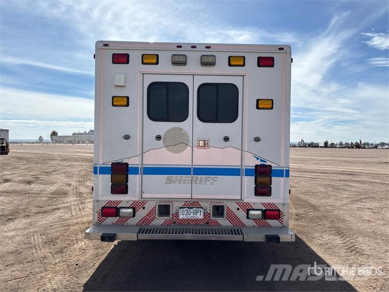 GMC 4500 4x2 Ambulance Ambulanse