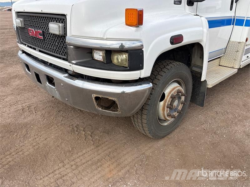 GMC 4500 4x2 Ambulance Ambulanslar