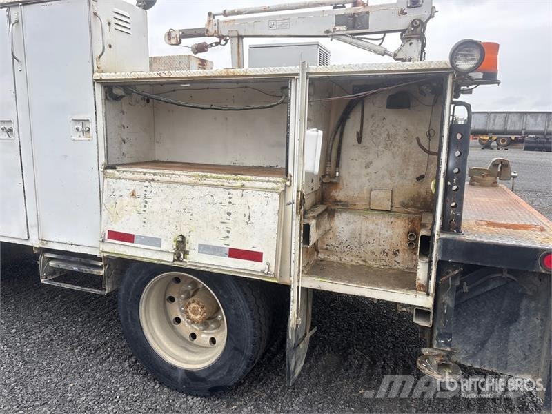 GMC 4x2 Service Truck Veicoli municipali