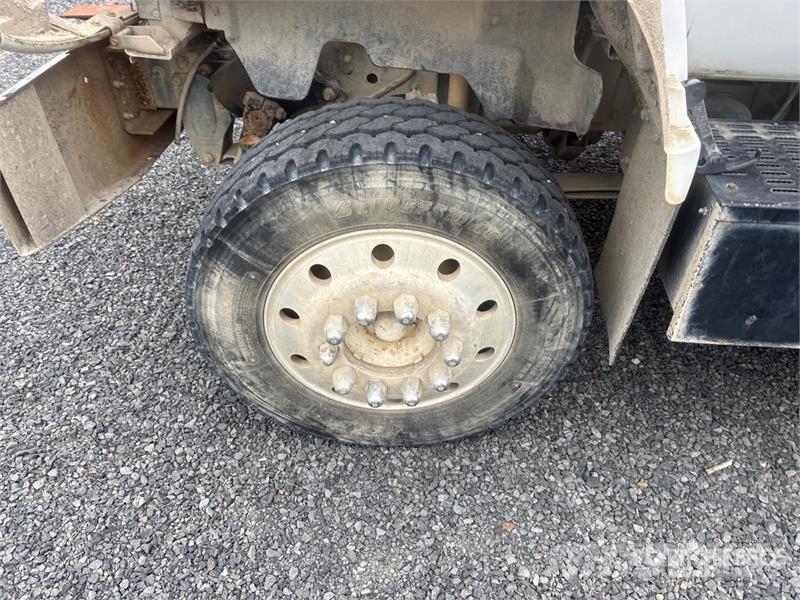 GMC 4x2 Service Truck Veicoli municipali