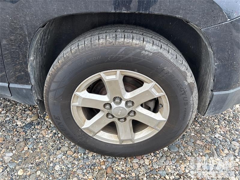 GMC Acadia SLE AWD SUV Automašīnas