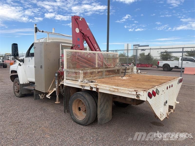 GMC AMCO VEBA V 706 3S Knuckle Boom on GMC C5500 4x4 Darus teherautók
