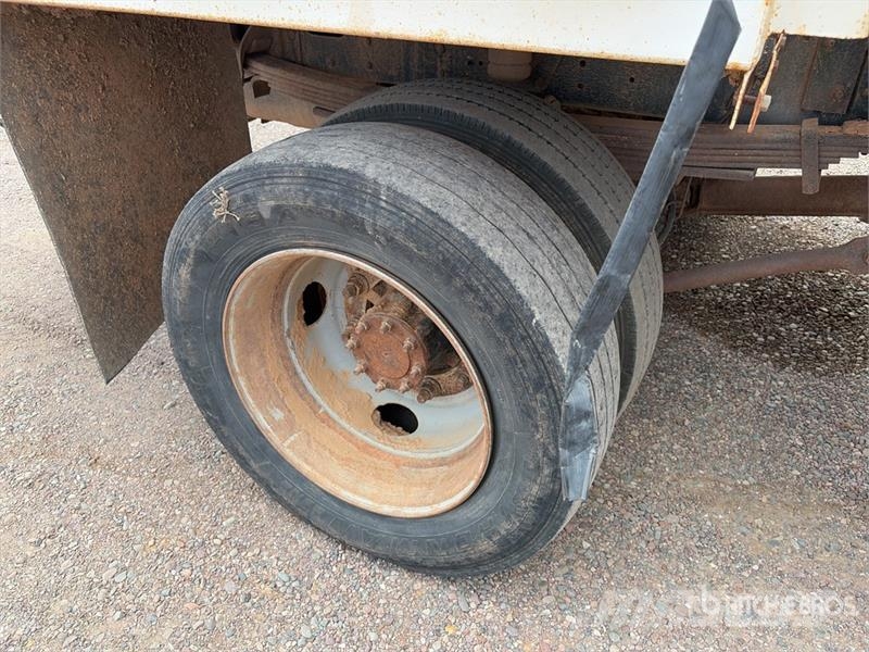 GMC AMCO VEBA V 706 3S Knuckle Boom on GMC C5500 4x4 Darus teherautók