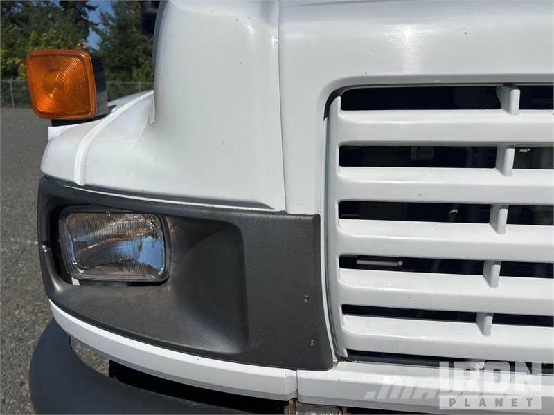 GMC C5500 平ボディー
