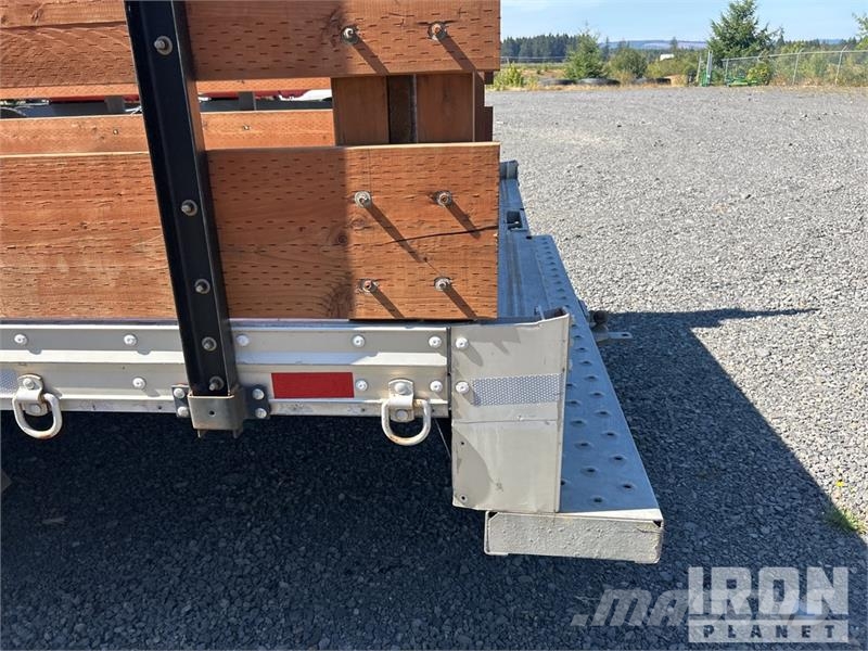GMC C5500 平ボディー