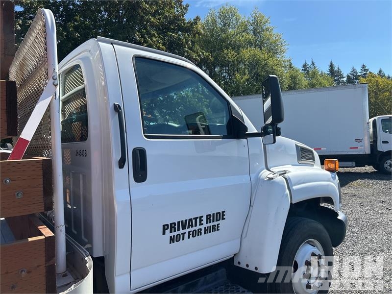 GMC C5500 平ボディー