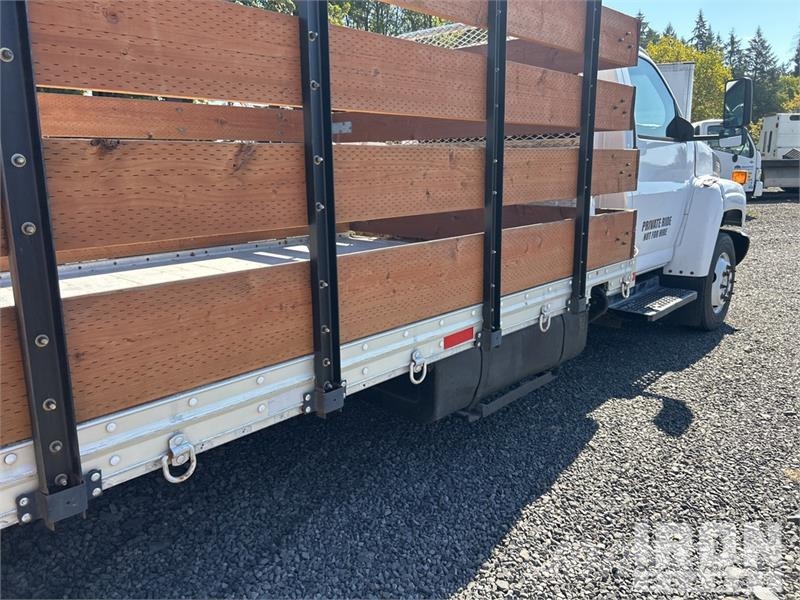 GMC C5500 平ボディー