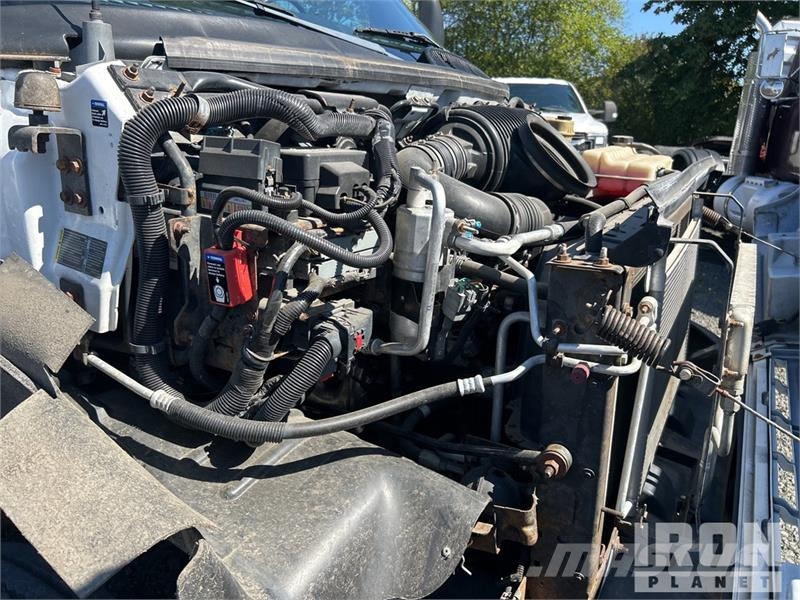 GMC C5500 平ボディー