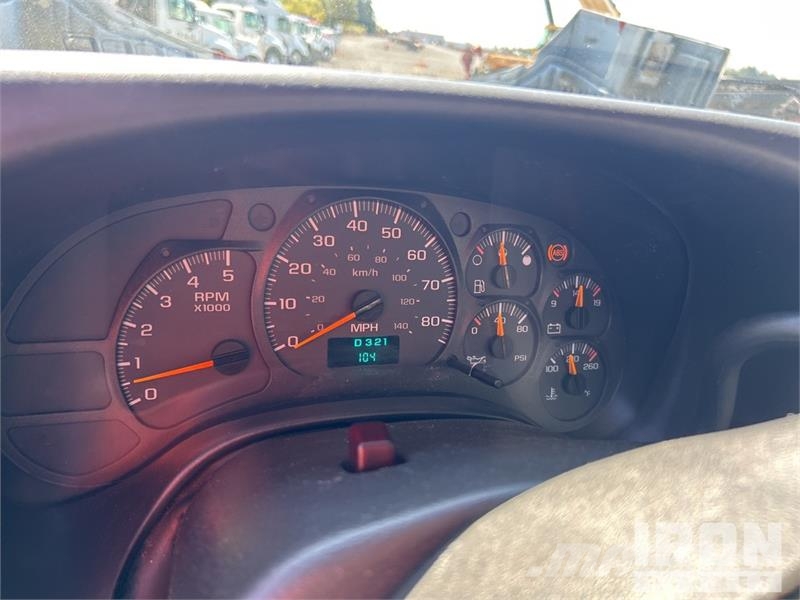 GMC C5500 平ボディー