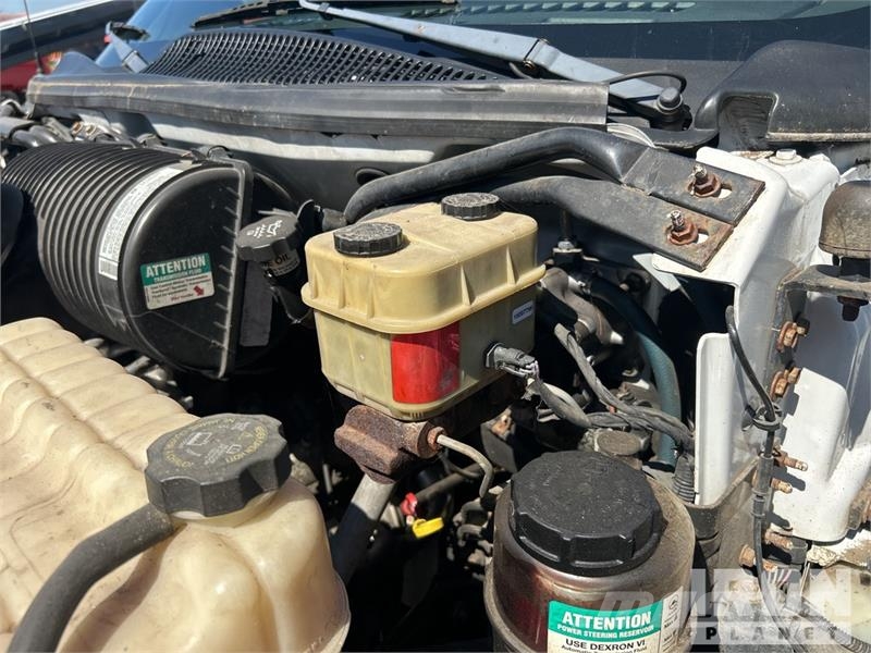 GMC C5500 平ボディー