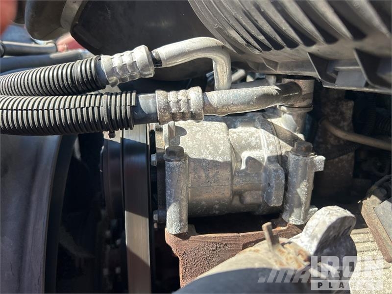 GMC C5500 平ボディー