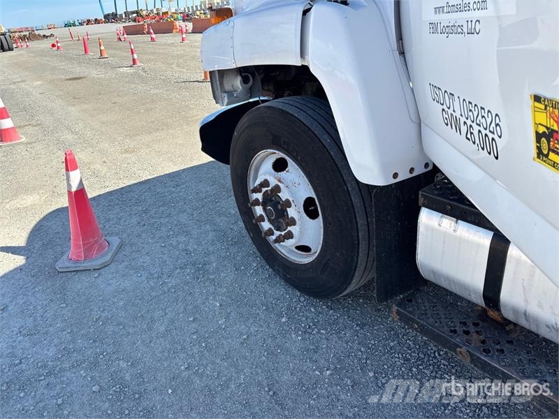 GMC C6000 Camiones plataforma