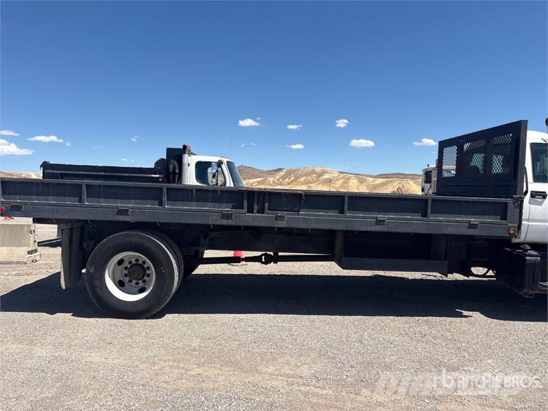 GMC C7500 Tipper trucks