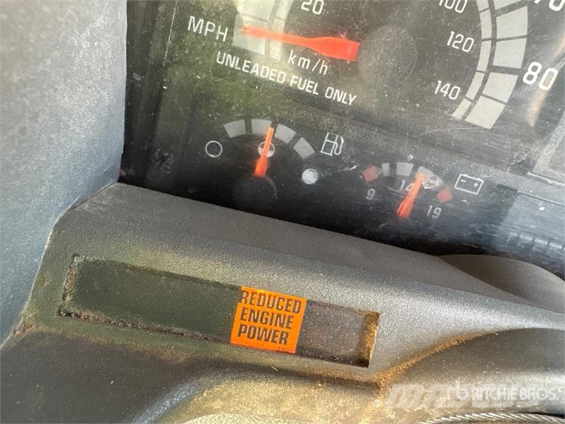 GMC C7500 Tovornjaki za žagovino