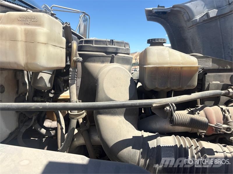 GMC C7500 Tipper trucks