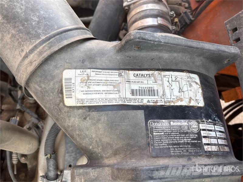 GMC C7500 Tovornjaki za žagovino