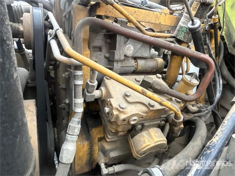 GMC C7500 4x2 Service Truck مركبات الأغراض العامة