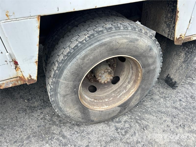 GMC C7500 4x2 Service Truck Komunalna vozila
