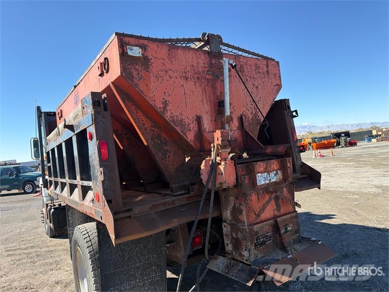 GMC C8500 Kiper tovornjaki