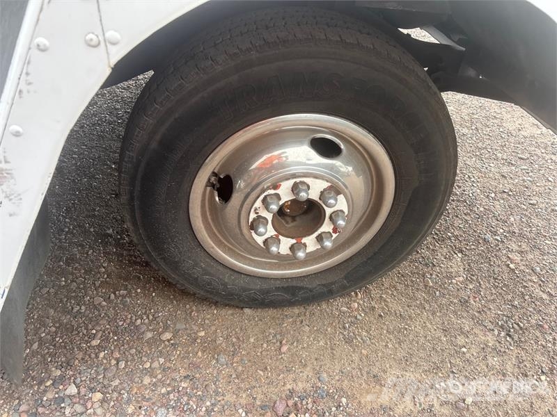 GMC P3500 4x2 Step Van (Inoperable) Skříňová nástavba