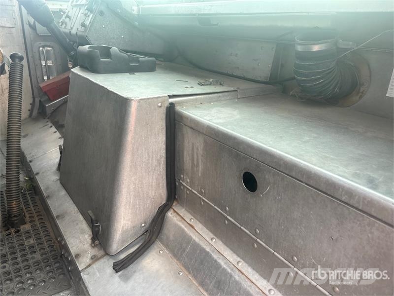 GMC P3500 4x2 Step Van (Inoperable) Skříňová nástavba