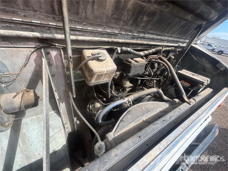 GMC P3500 4x2 Step Van (Inoperable) Skříňová nástavba