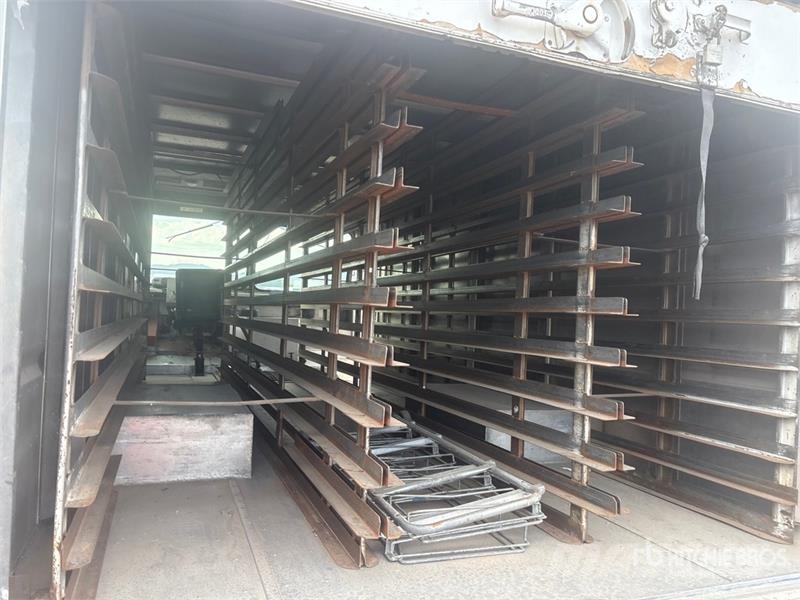 GMC P3500 4x2 Step Van (Inoperable) Skříňová nástavba