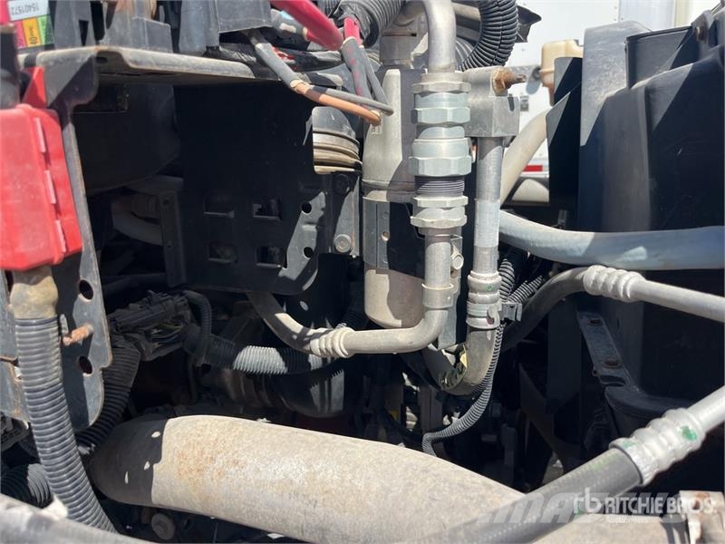 GMC PM 6 6720 lb Knuckle Boom on GMC C7500 4x2 Boom T Automobiliniai kranai