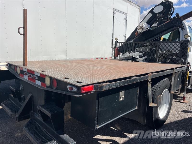 GMC PM 6 6720 lb Knuckle Boom on GMC C7500 4x2 Boom T Automobiliniai kranai