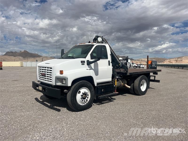 GMC PM 6 6720 lb Knuckle Boom on GMC C7500 4x2 Boom T Automobiliniai kranai