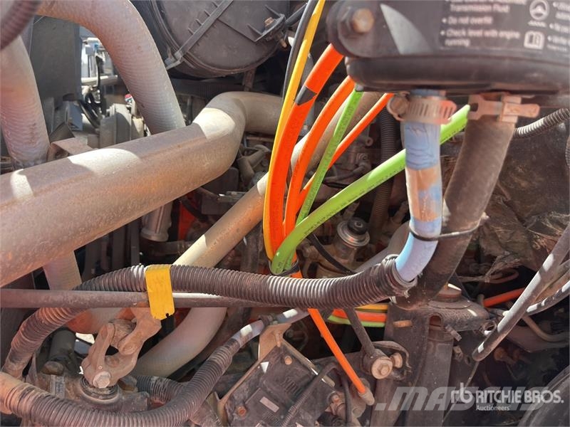 GMC PM 6 6720 lb Knuckle Boom on GMC C7500 4x2 Boom T Automobiliniai kranai