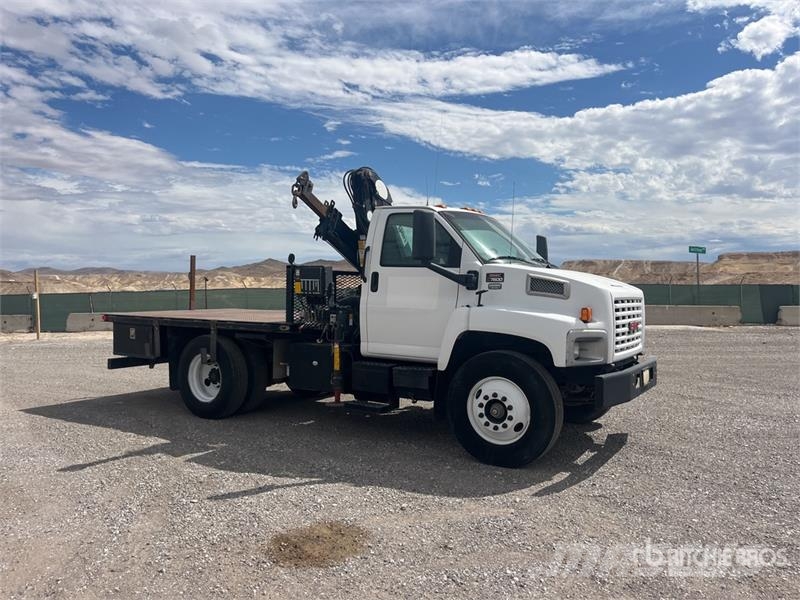 GMC PM 6 6720 lb Knuckle Boom on GMC C7500 4x2 Boom T Automobiliniai kranai