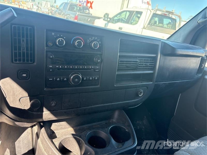 GMC Savana 2500 Cargo Van Dostavna vozila / kombiji