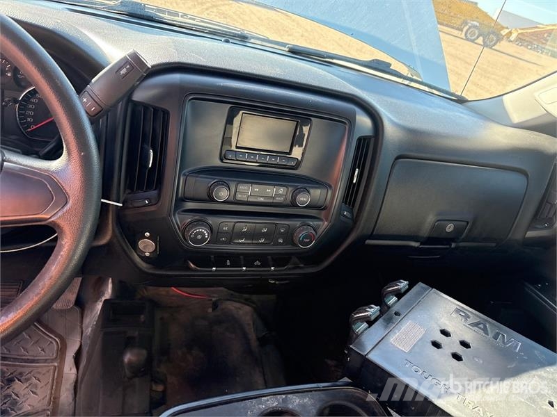 GMC Sierra 1500 Прочие фургоны