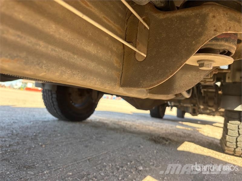 GMC Sierra 1500 Прочие фургоны