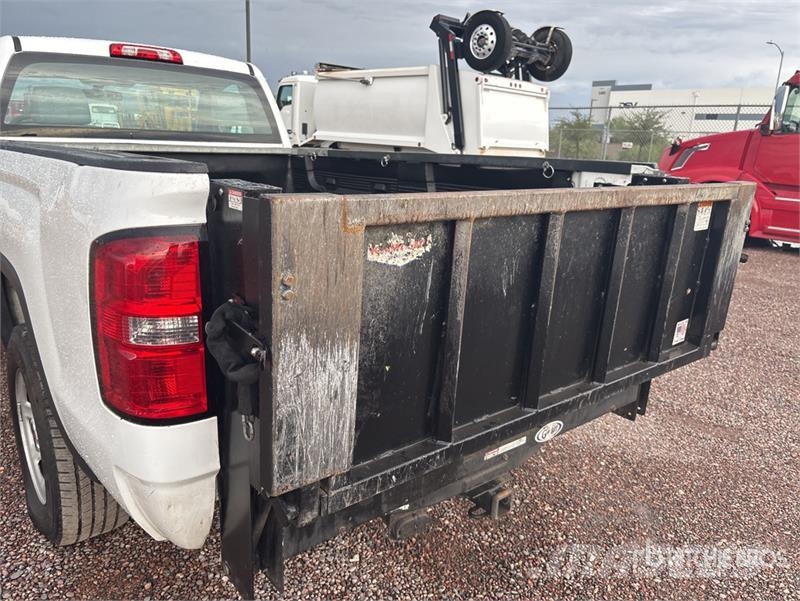 GMC Sierra 1500 Other