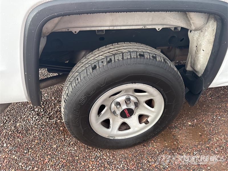 GMC Sierra 1500 Other