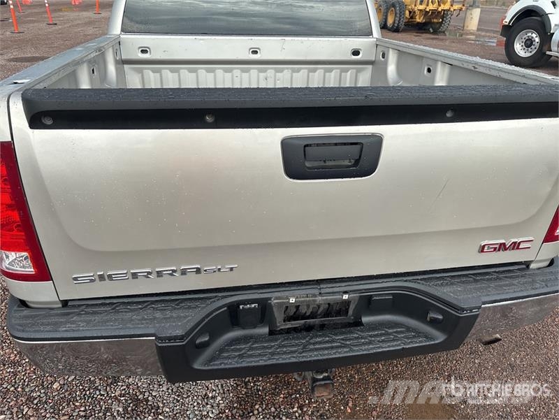 GMC Sierra 1500 Other