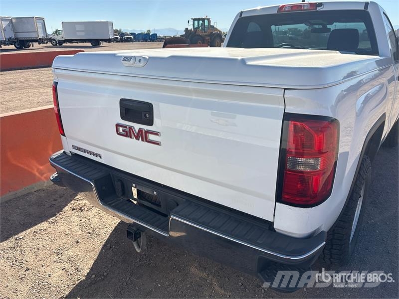 GMC Sierra 1500 Прочие фургоны