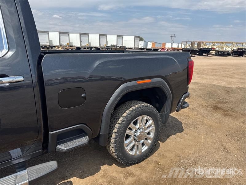GMC Sierra 2500 أخرى