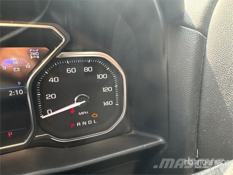 GMC Sierra 2500 أخرى