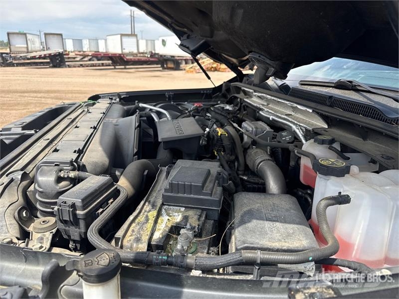 GMC Sierra 2500 أخرى
