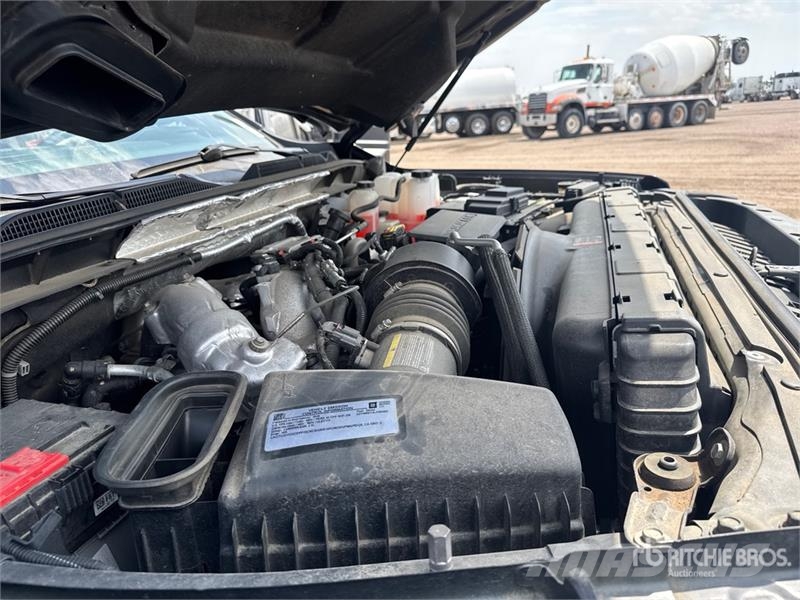 GMC Sierra 2500 أخرى