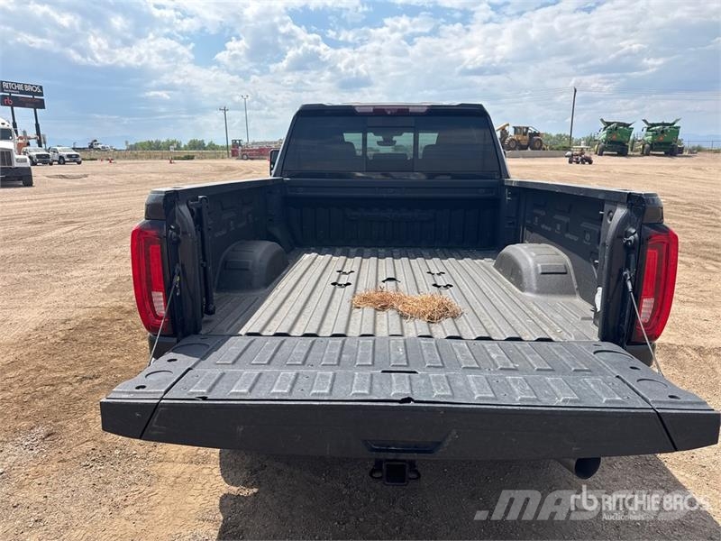 GMC Sierra 2500 أخرى
